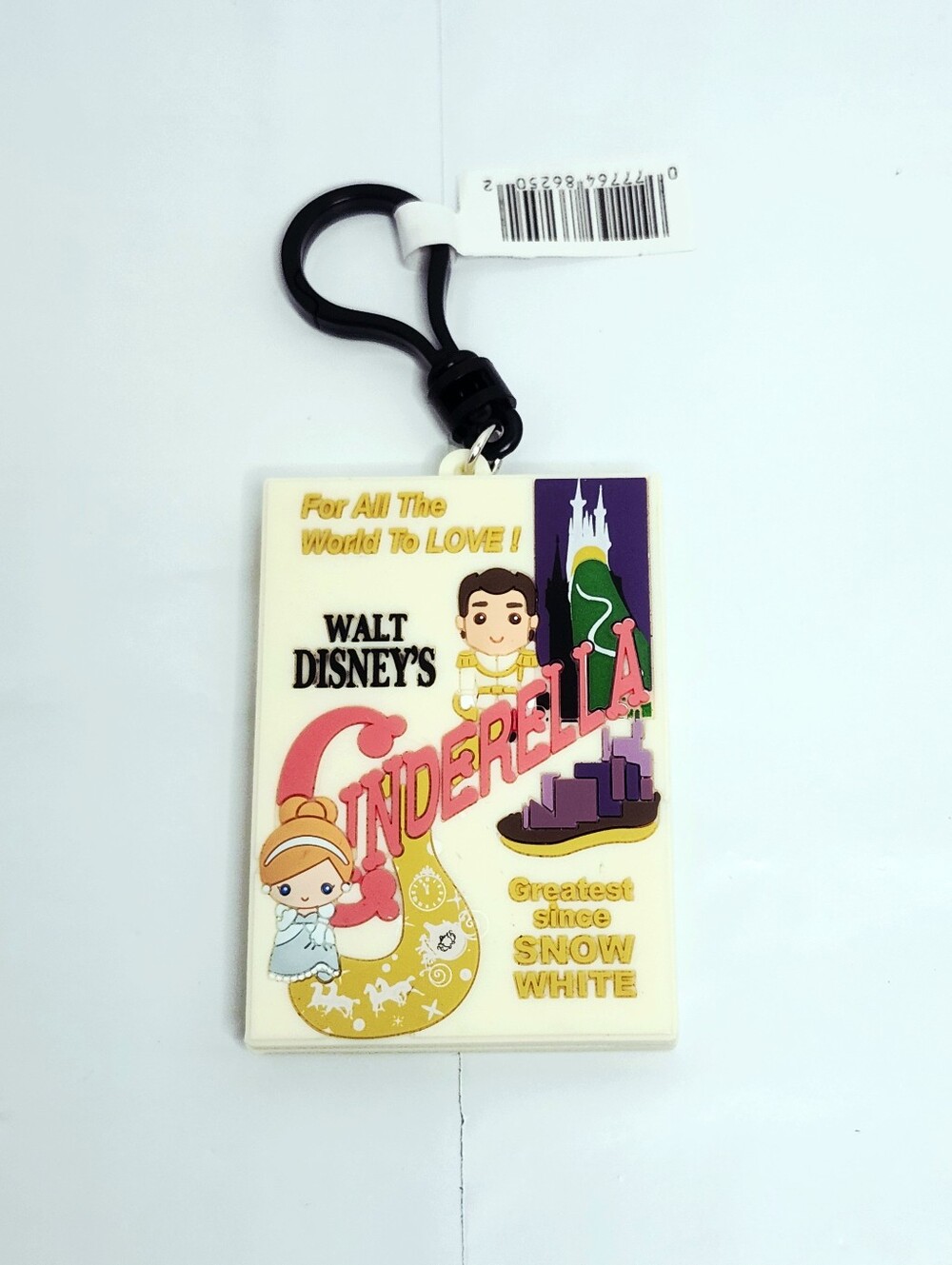 📌 SOLD. Walt Disney's Cinderella Keychain